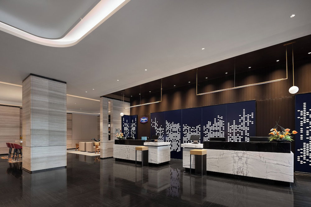 Hotel Hampton By Hilton Nanjing North Railway Station