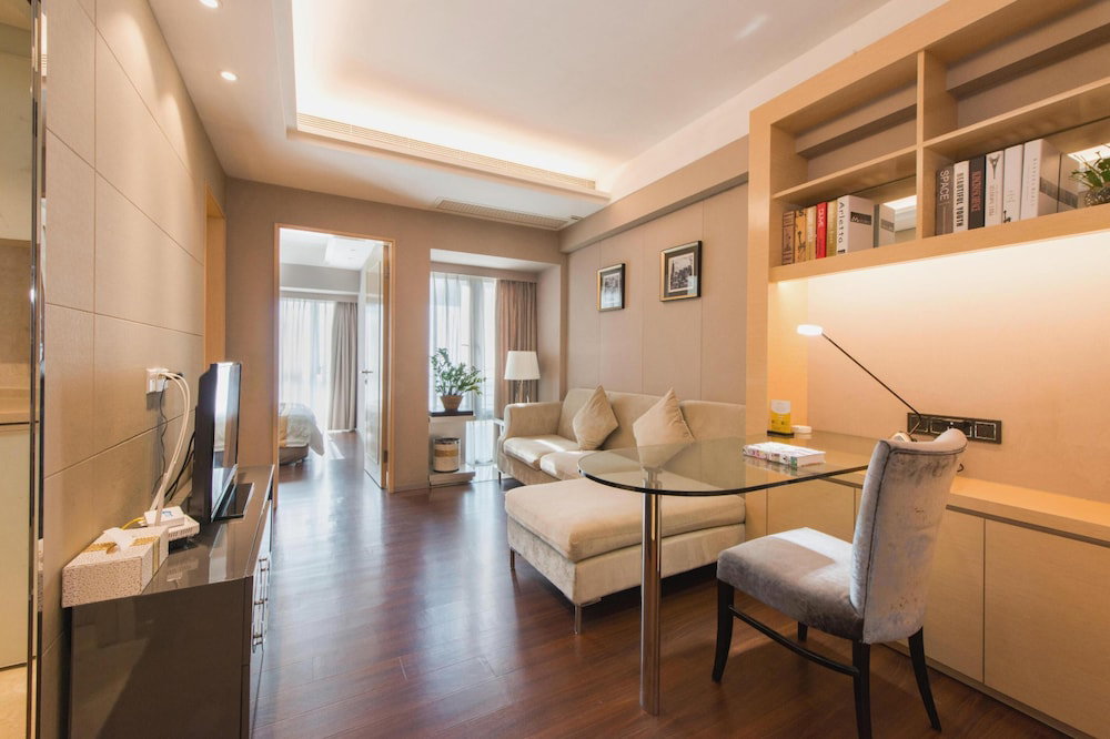 Hotel Uhome Apartments