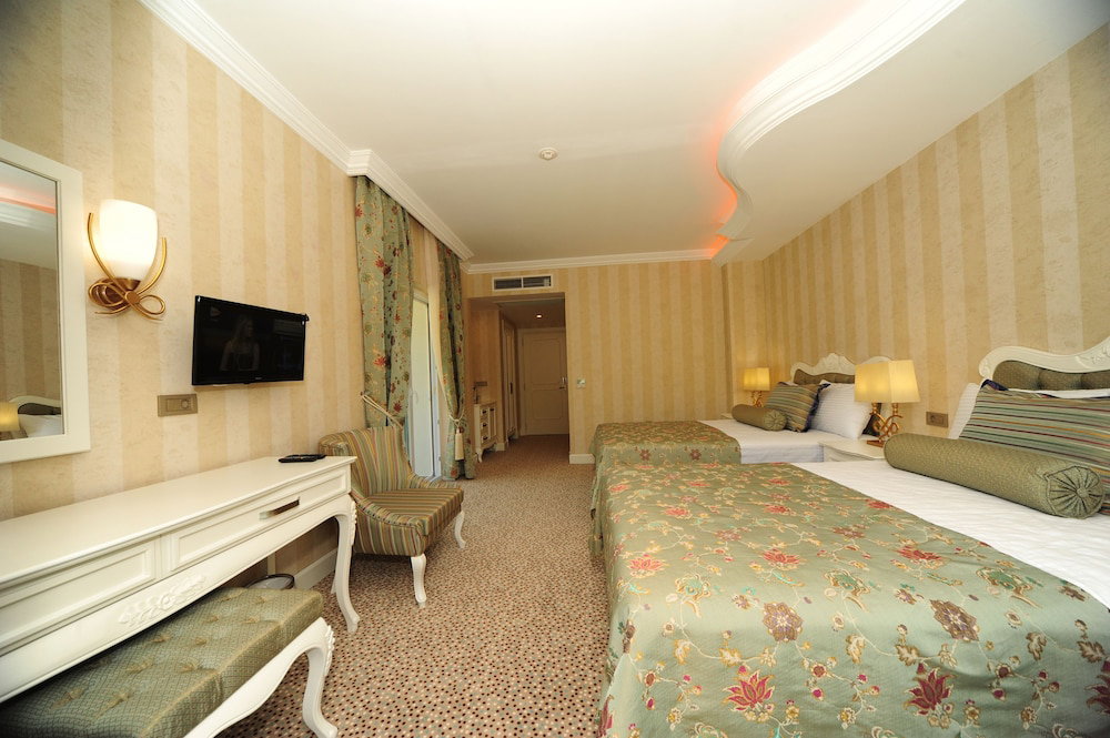 Grand Göcek Hotel
