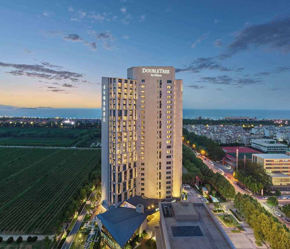 Hotel Doubletree By Hilton Yantai Golden Coast Hotel & Suites
