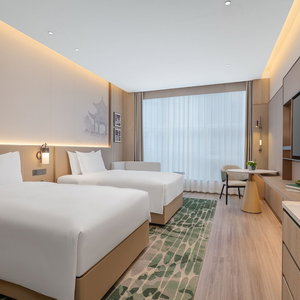 Hotel Holiday Inn Jinan Thousand Buddha Mountain By Ihg cazare Shizhong