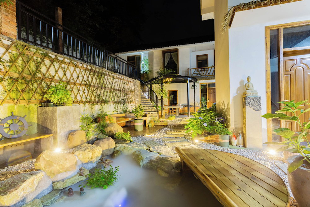 Hotel Yishan Resort Courtyard