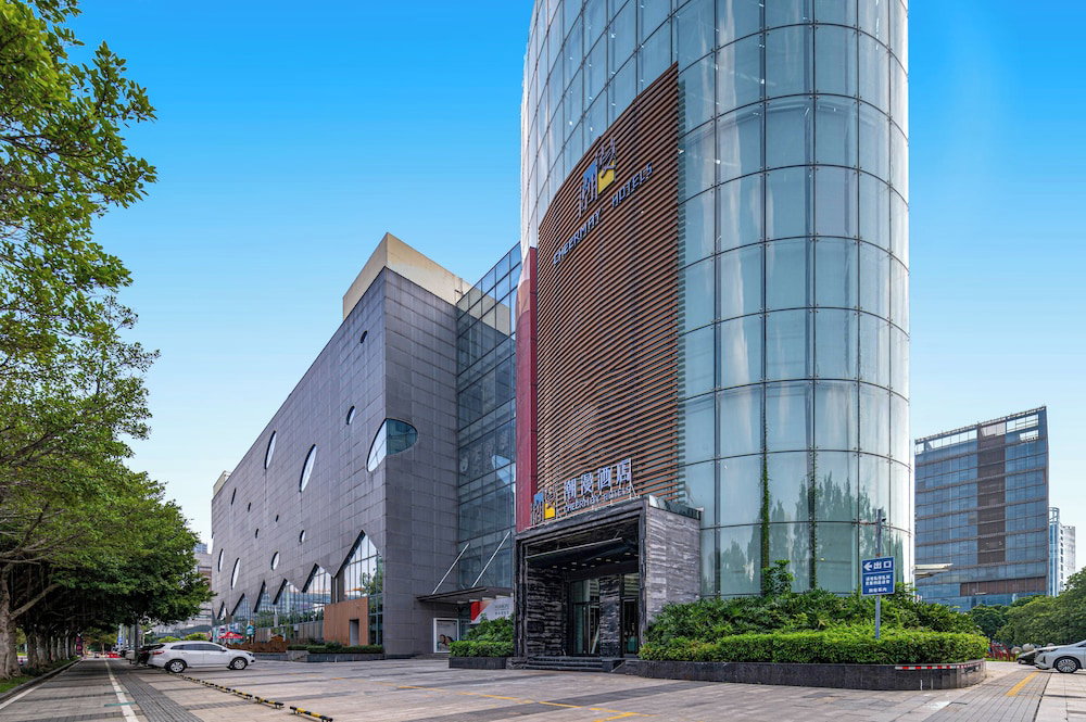 Hotel Trendy Romantic Hotel International Guangzhou Baoneng Performing Arts Center Science City Metro Station Branch