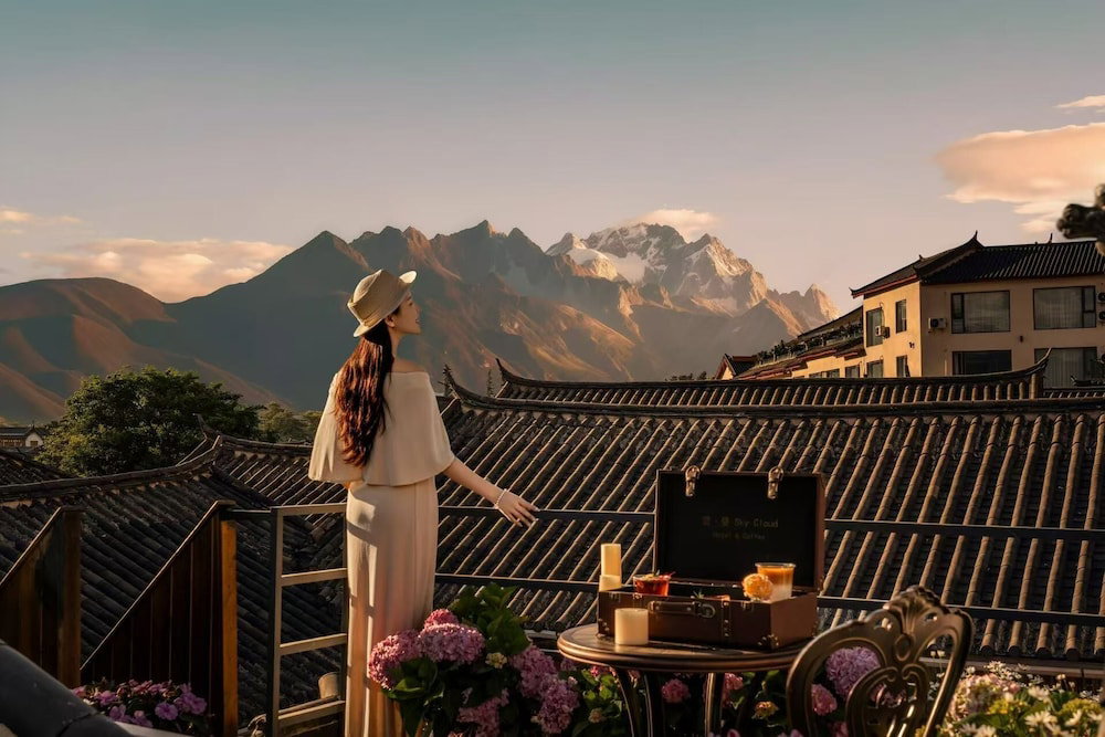 Hotel Lijing Yunman Sky Cloud Lnn