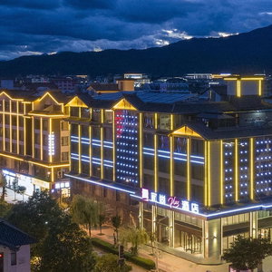 Hotel Lijiang Old Town Echarm Plus Hotel cazare Lijiang