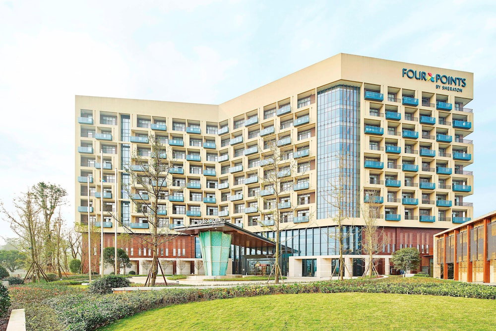 Hotel Four Points By Sheraton Chengdu, Pujiang Resort