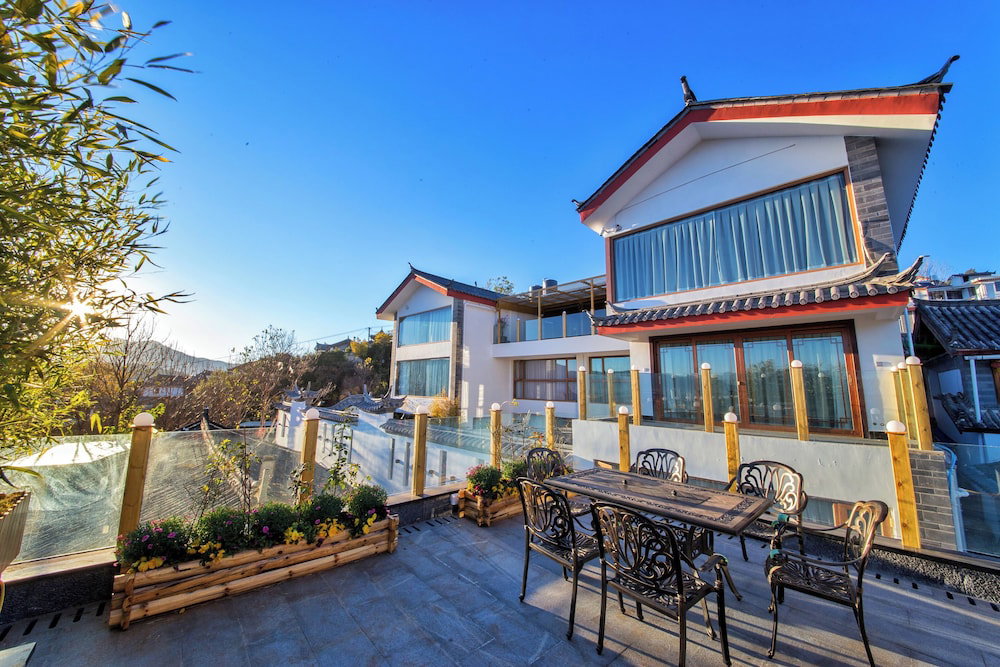 Hotel Cloudhaven Retreat (花开花落半山居)