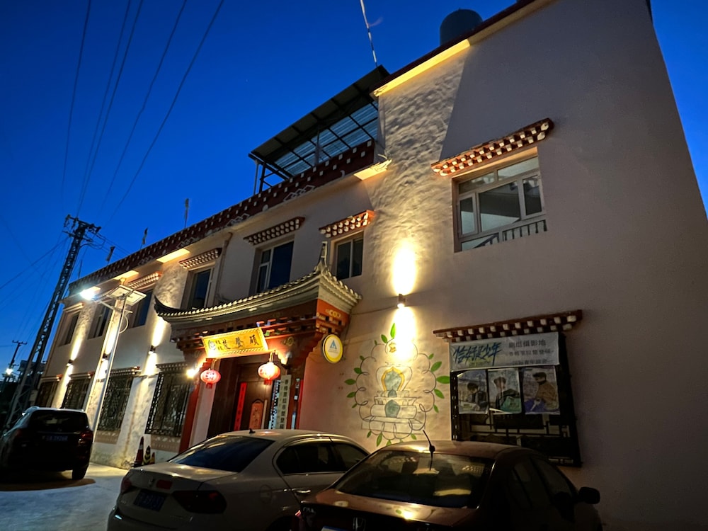 Hotel Shangrila Chudengshuo Homestay