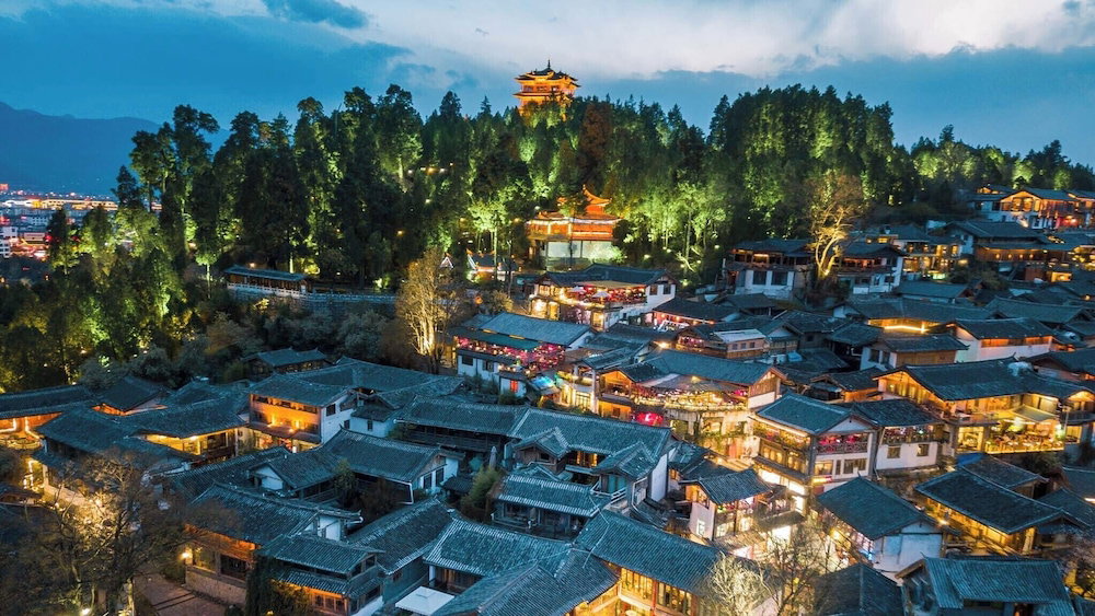 Hotel The Naxi Hereditary Courtyard - Chinese Nature's Design Retreat - Free Pick-Up From Airport For 3 Nights