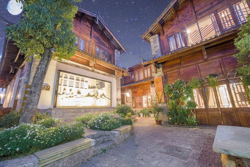 Hotel Li Jiang Tang Feng Yard No.1