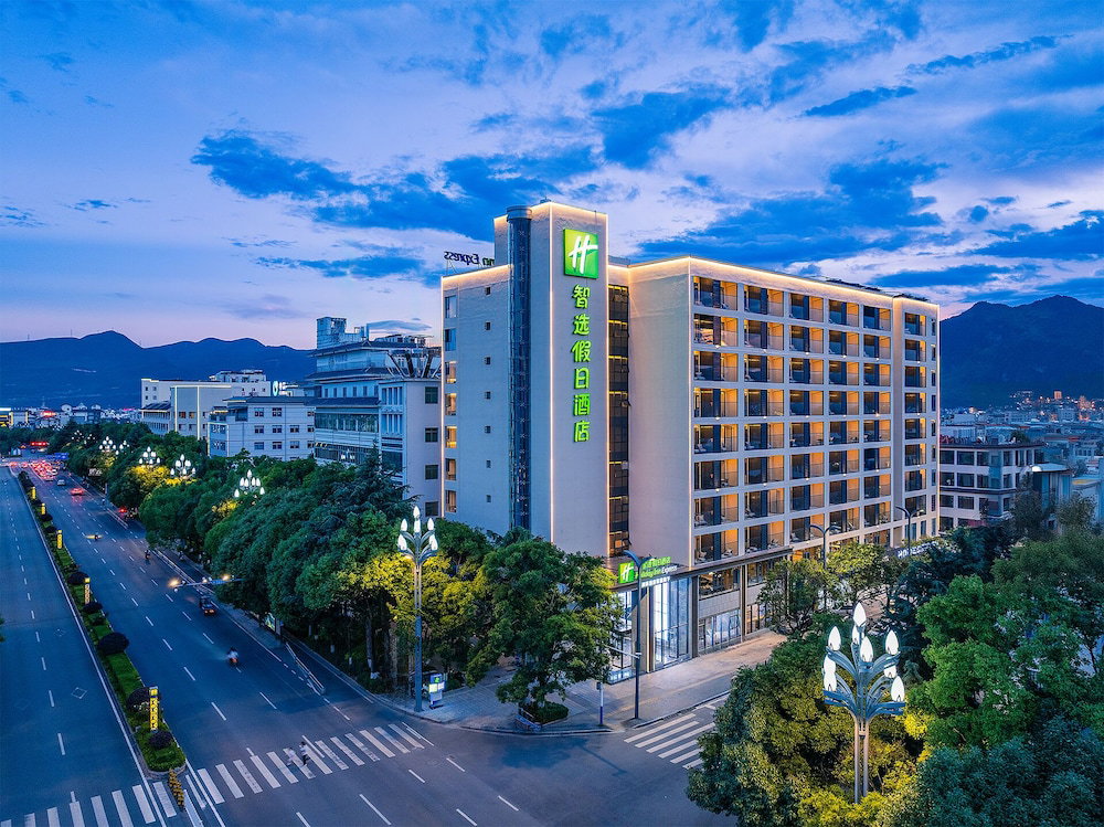 Hotel Holiday Inn Express Lijiang Ancient Town By Ihg