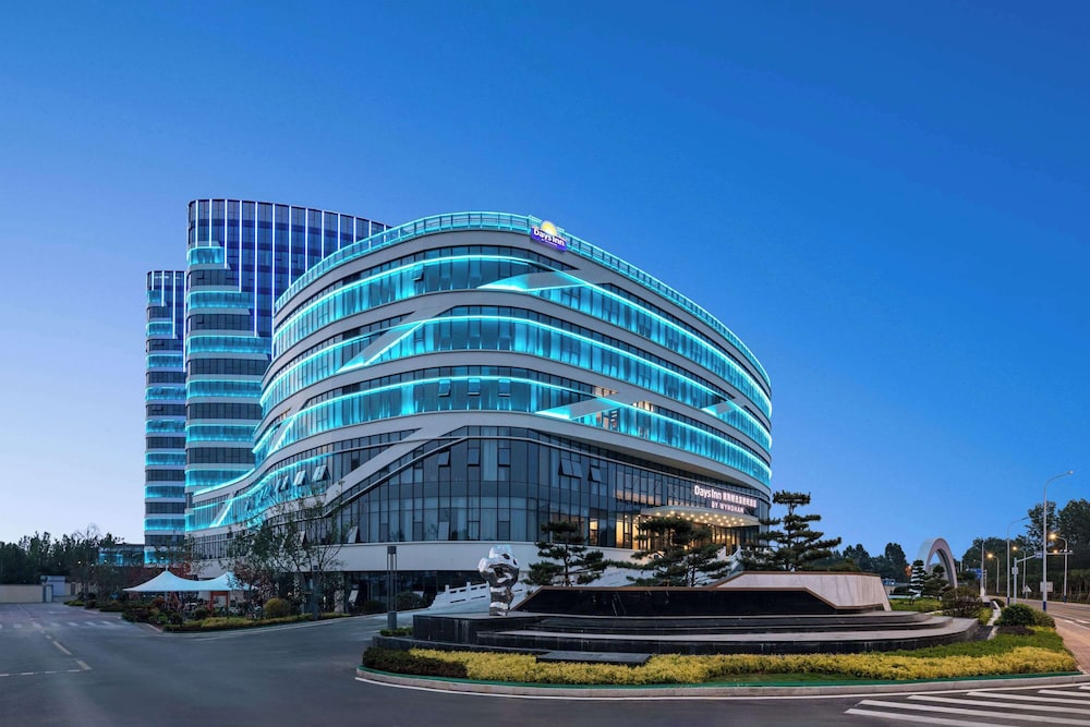 Hotel Days Inn By Wyndham Linyi Yihe New Area