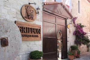 Hotel Griffon Boutique Class cazare Foca