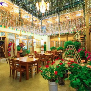 Hotel The Peak Living cazare Shangri-La