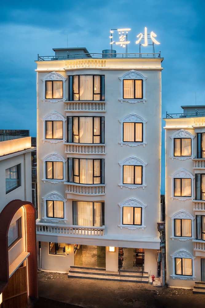 Hotel Jingdezhen Streamside B&B (Taoxichuan Cultural & Creative Zone Branch)