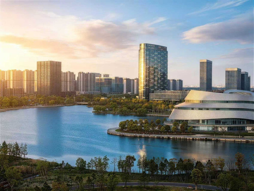 Hotel Crowne Plaza Shaoxing Binhai New Area By Ihg