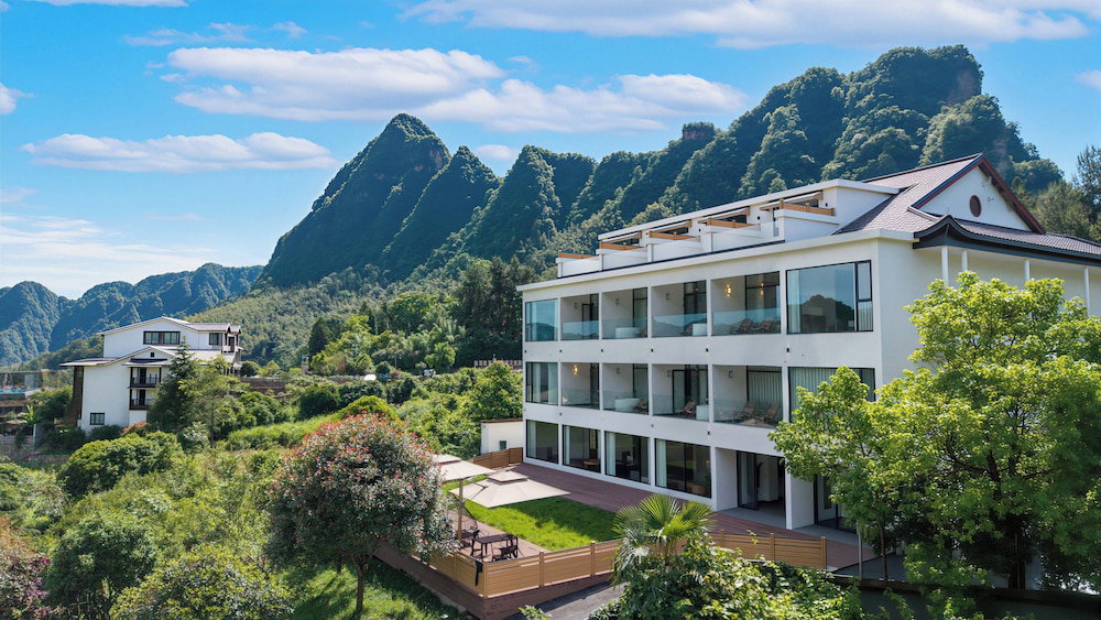 Hotel Zhangjiajie National Park Nvue Resorts