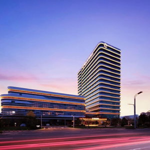 Hotel Binzhou Sunstone Plaza Hotel cazare Binzhou