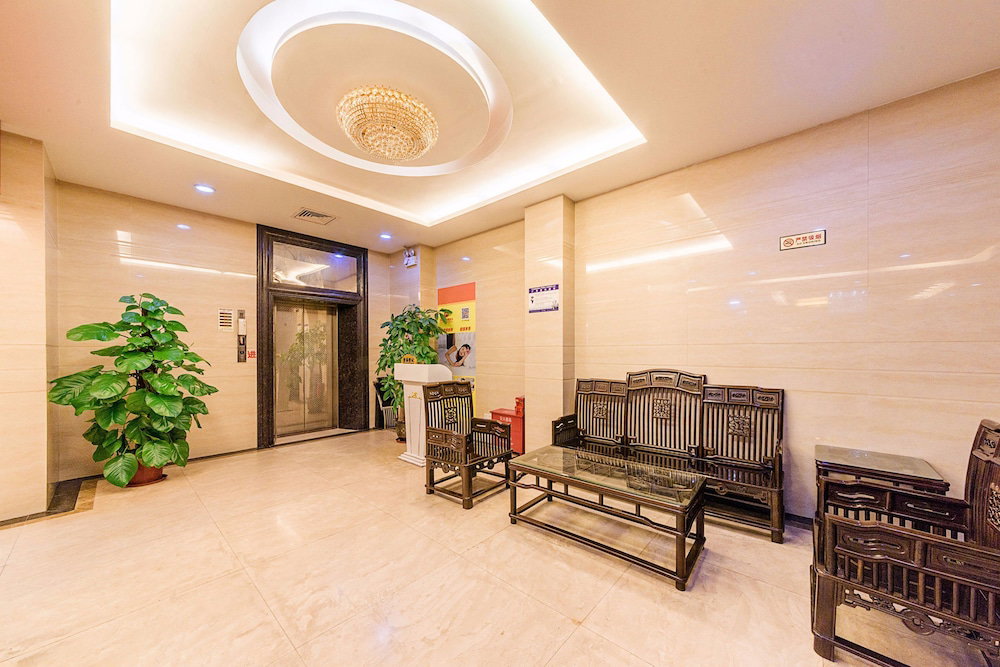 Hotel Kaiserdom Hotel Airport Branch