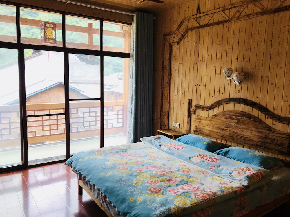 Hotel One Step To Heaven Inn