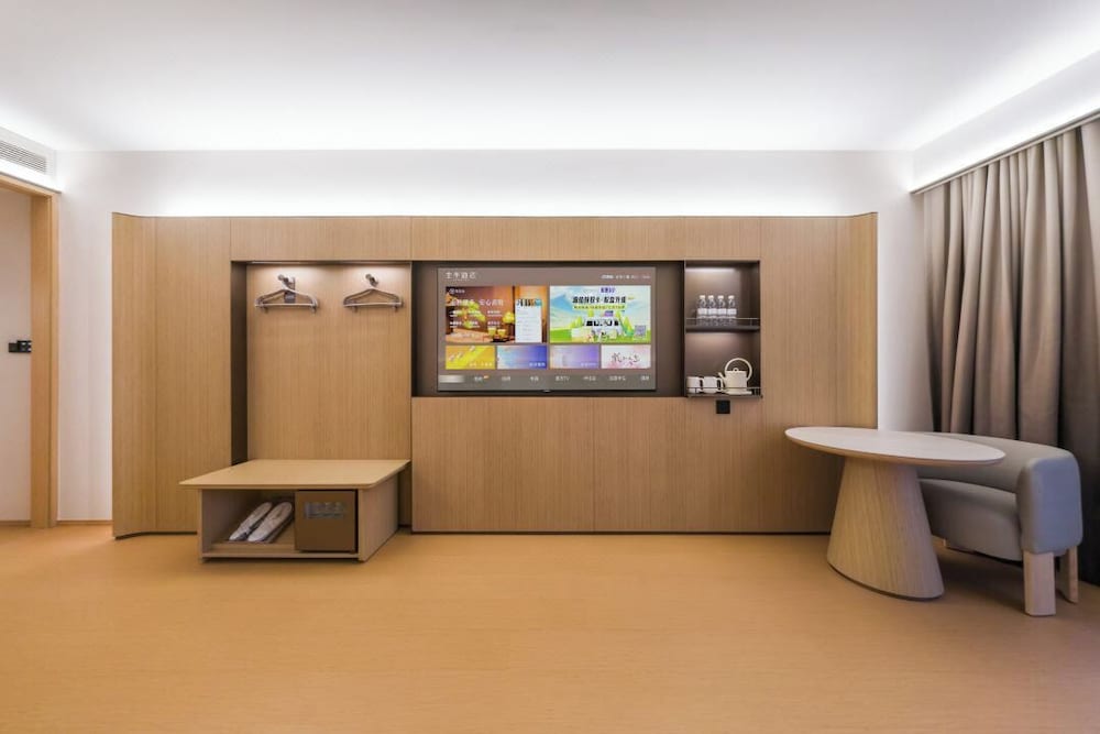 Hotel Full Season Hotel-Hgh