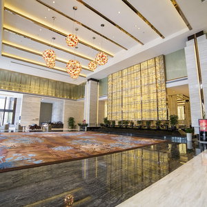 Hotel Pullman Shishi Mattison cazare Shishi