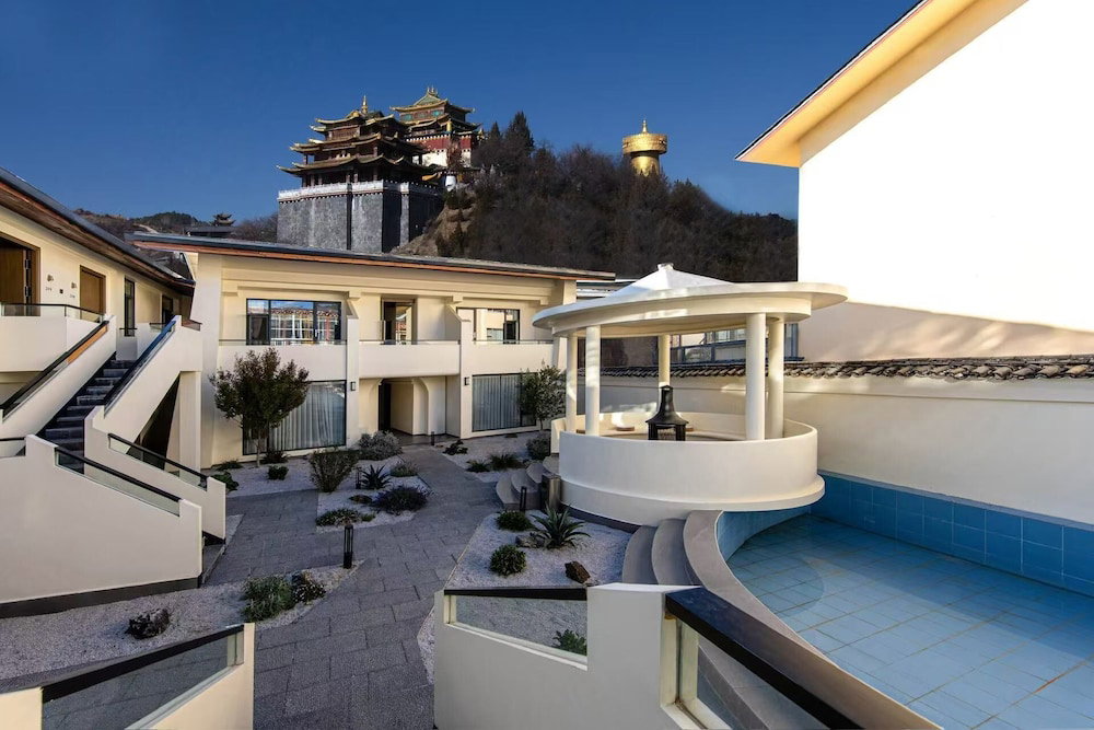 Hotel Bandu Oxygen Supply Homestay