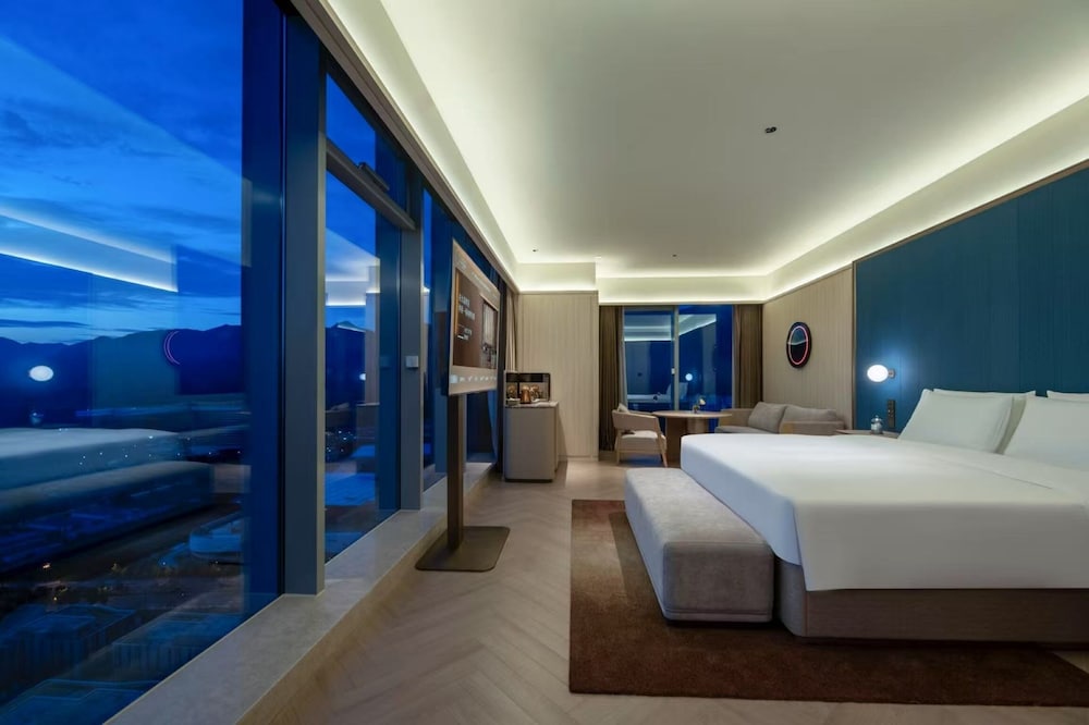 Hotel Orange Crystal Hangzhou Tonglu Station