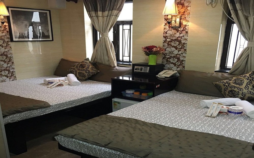 Hotel Skystar Hostel