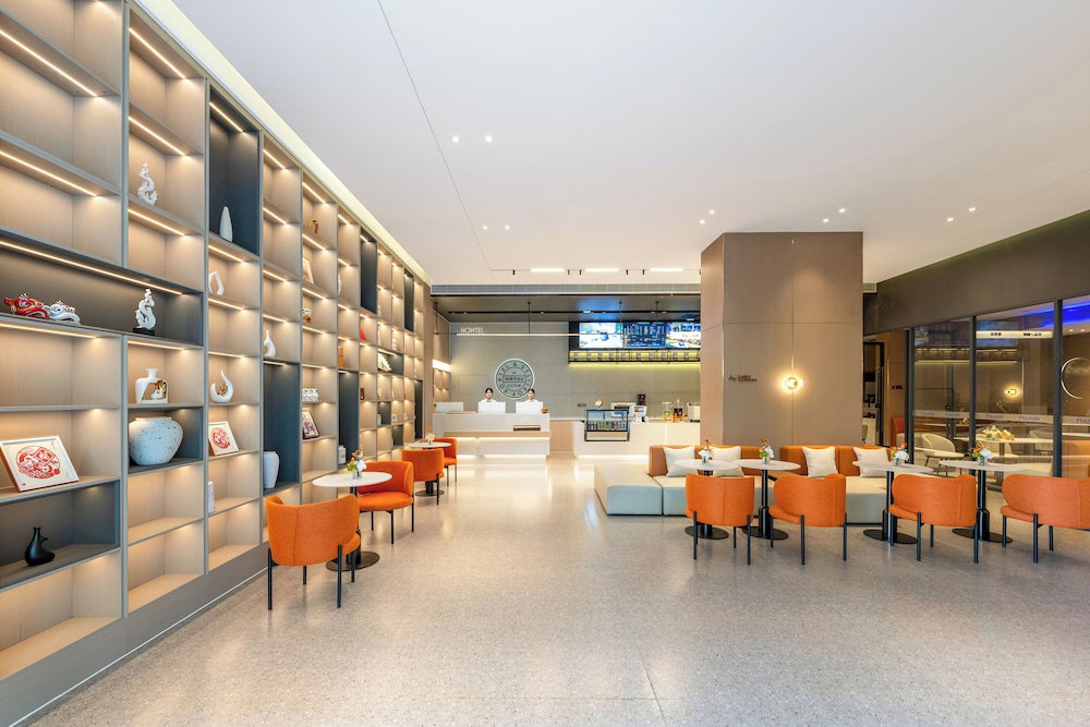 Hotel Homtel By Poltton (Guangzhou Shenzhou Road Metro Station Lingnan College Branch)