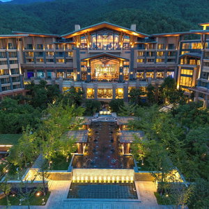 Hotel Hilton Dali Resort & Spa cazare Dali