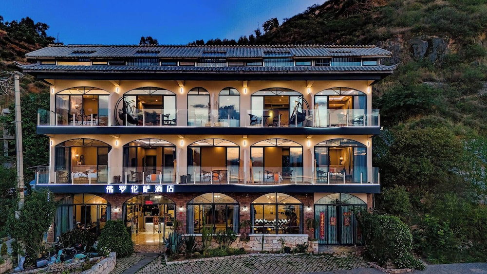 Hotel Jade Moon
