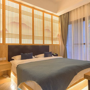 Hotel Room-Heinemann Hotel Courtyard Or Terrac cazare Leshan