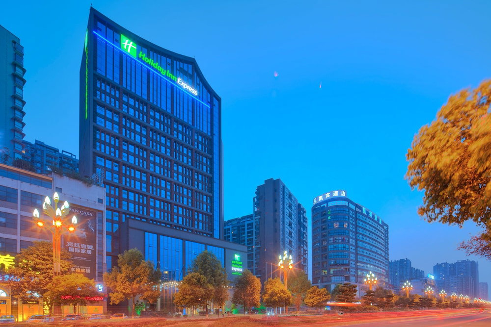 Hotel Holiday Inn Express Leshan City Square By Ihg
