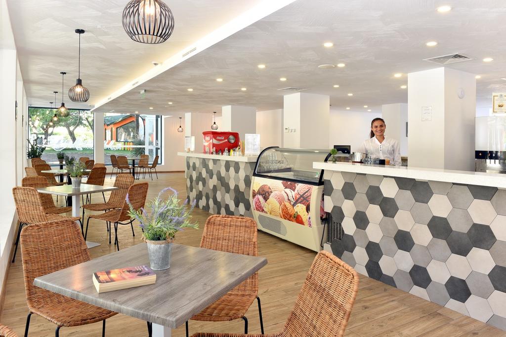 Ihotel