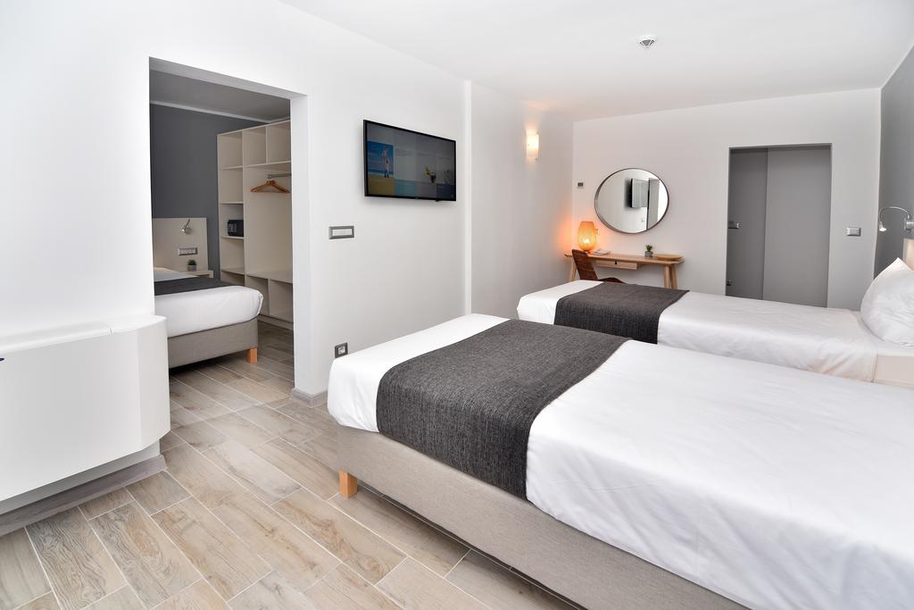 Ihotel