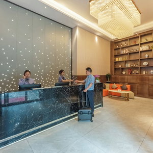 Hotel Weibailiyajiudian cazare Guangzhou