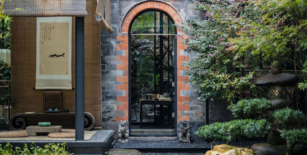 Hotel Qing Pu Villa