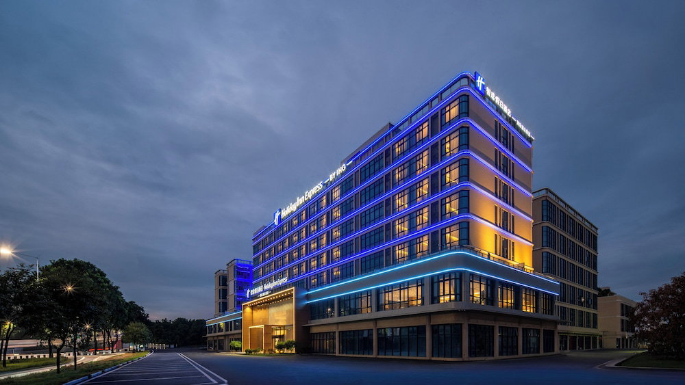 Hotel Holiday Inn Express Guangzhou Baiyun Airport T2 By Ihg