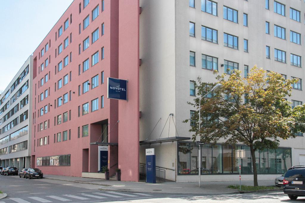 Hotel Novotel Suites Wien City Donau
