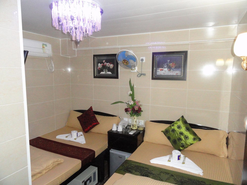 Hotel Davao Hostel
