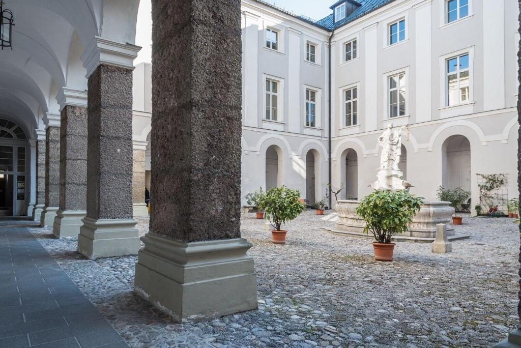 Gastehaus Im Priesterseminar Salzburg