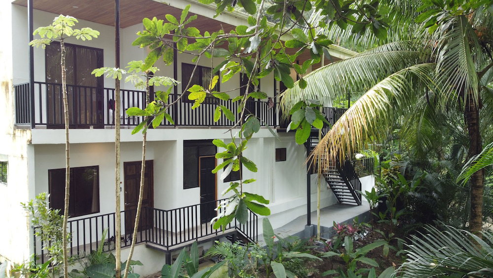 Hotel Riverside Apartments