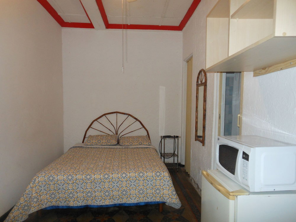 Hotel Ara Macao Inn