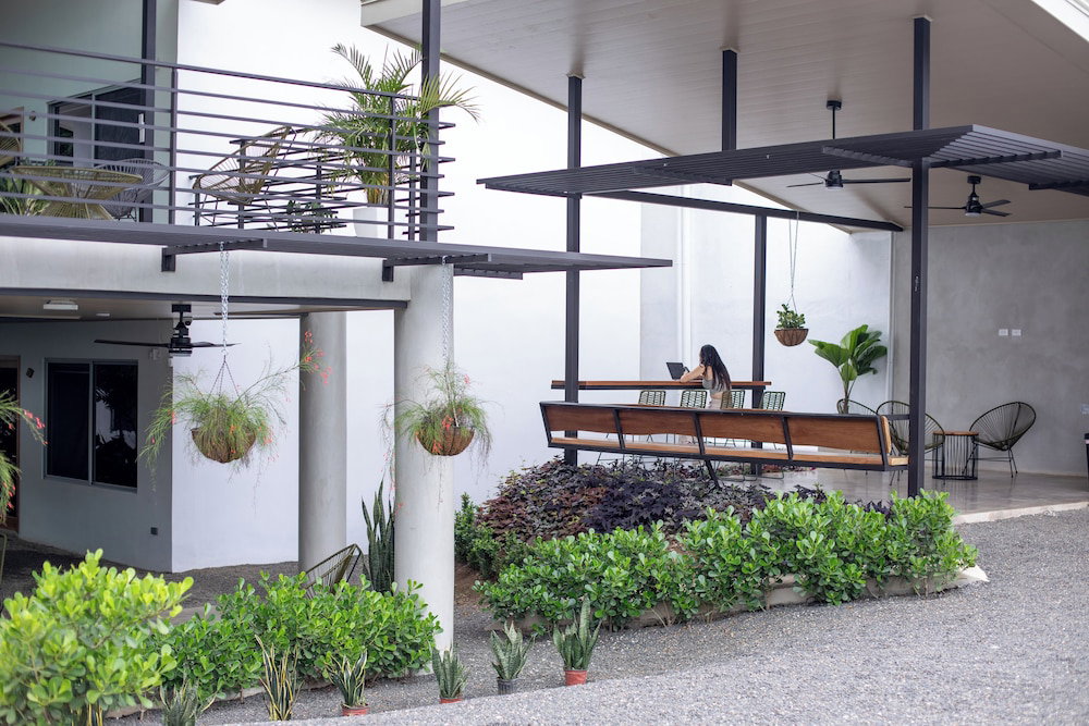 Hotel Nomad Living Cr