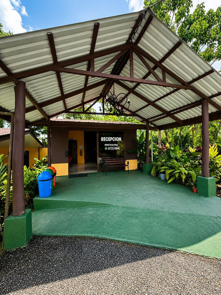 Hotel Arenal Roca Lodge
