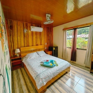 Hotel Casa Gitana Corcovado cazare Puerto Cortes