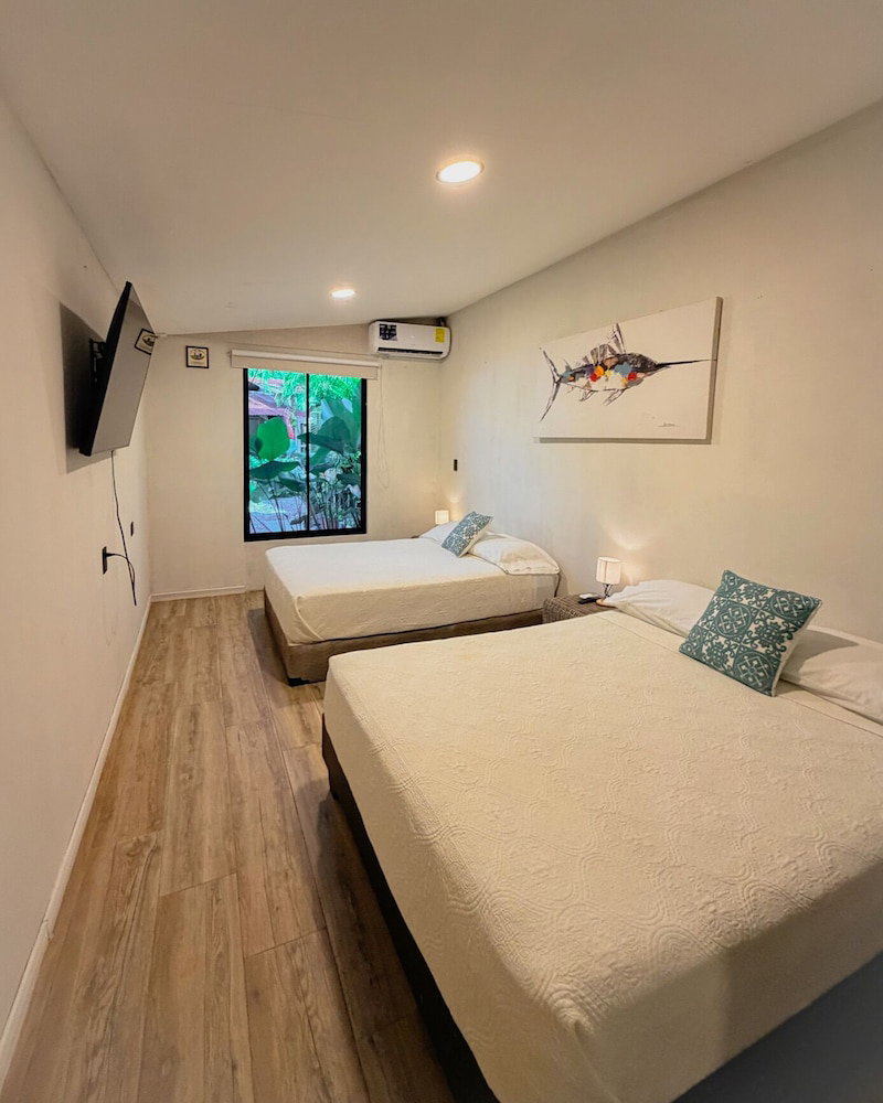 Hotel Tropical Apartments