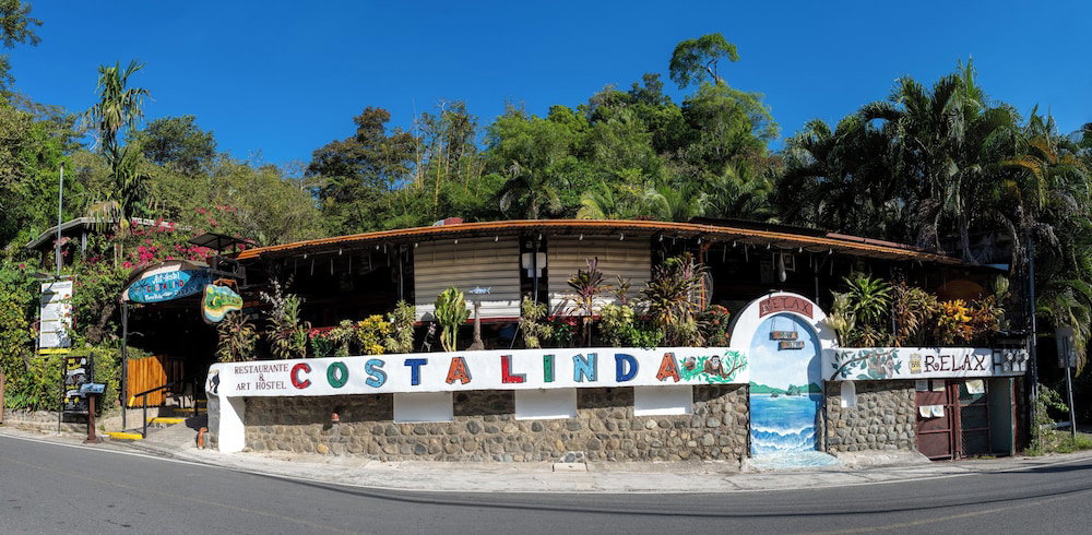 Hotel Costa Linda Art Hostel
