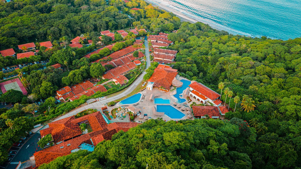 Hotel Condovac La Costa
